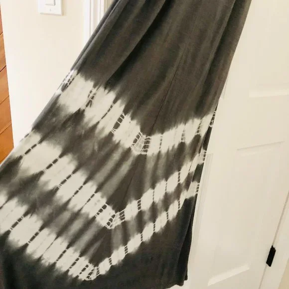 Olive and Oak Misty Morning Dark Grey Tie-Dye Maxi Dress - Picture 6 of 7